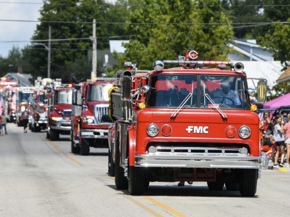 A Bicknell fire engine leading the Heritage Festival parade